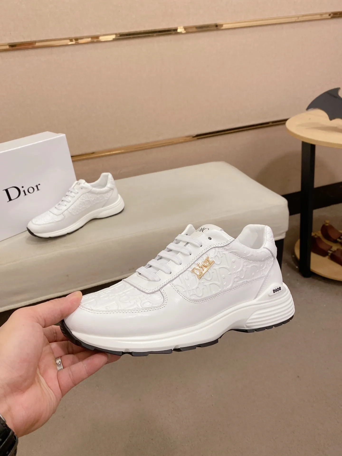 Men's shoes💰: 462💰 [Dior·Dior] New casual sports style men's shoes, new spring and summer design, perfect workmanship, lace-up style to create wardrobe quality, upper: imported first-layer cowhide, sheepskin lining is soft and comfortable, ultra-light TPU wear-resistant outsole, simple, versatile fashion men's shoes, excellent color code number 38--44. Can be customized 45 non-returnable